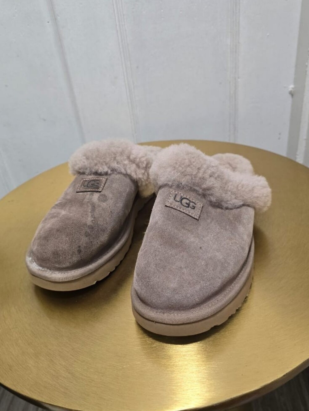 UGG genuine shearling Cozy Suede Slippers In Caribou Size 10
